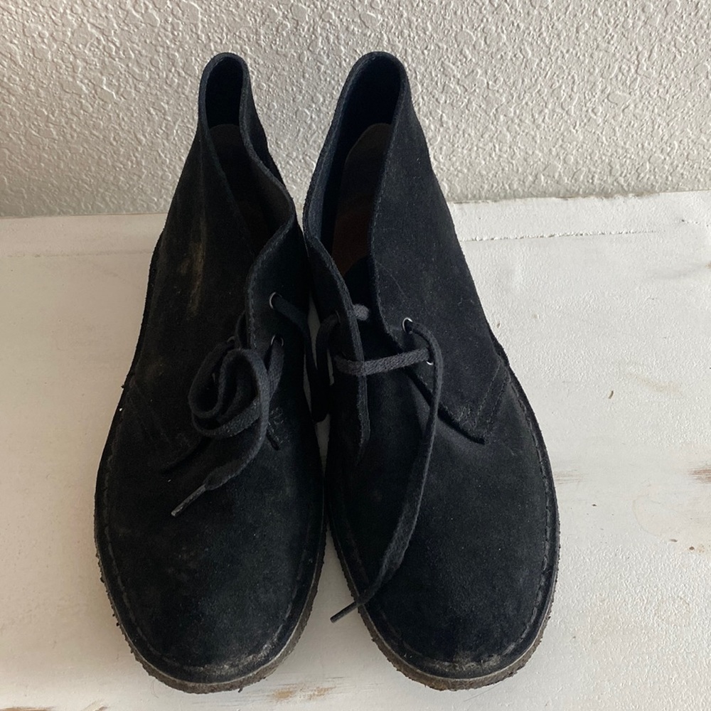 Black Clark’s original desert boot